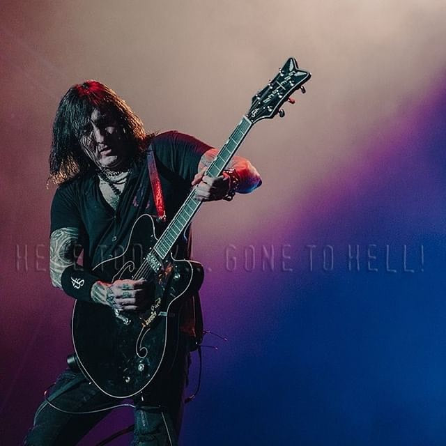 Richard Fortus @4tus
