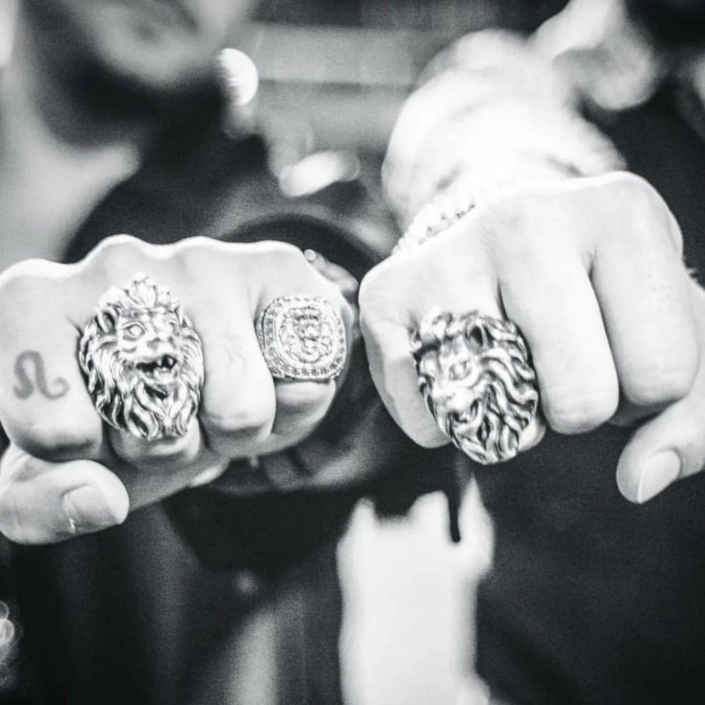 King Business π¦ @