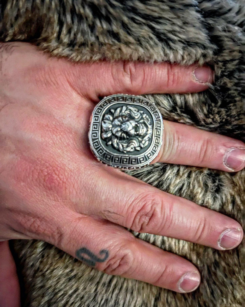 King 👑 Large Lion