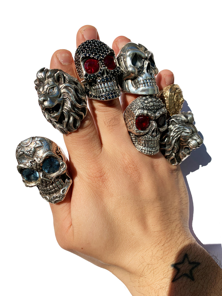 THE HISTORY OF MEN’S JEWELRY