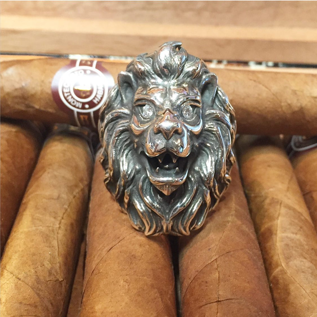 Cigar Week 💨🔥 King Lion...