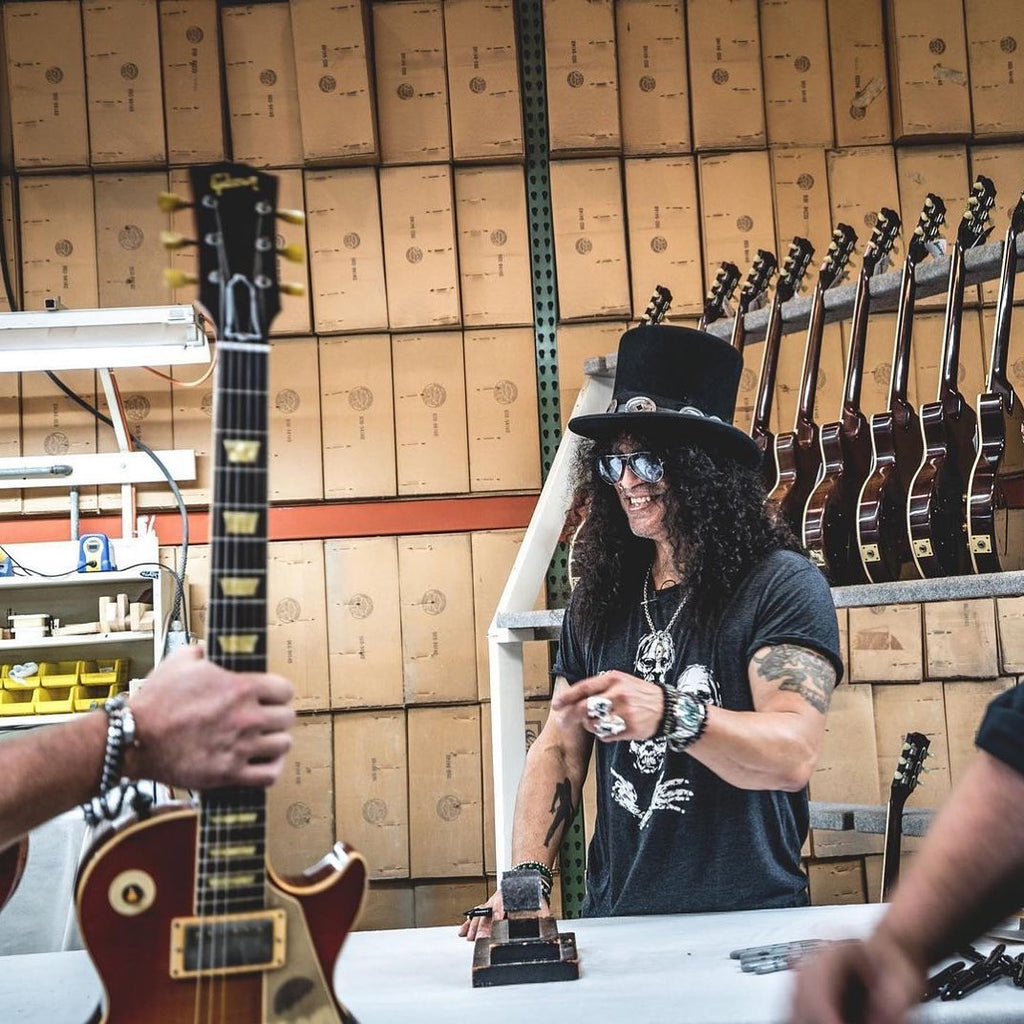 REPOST @slash_on_parthenon @gibsonguitar SLASH 🔥🤘🏻🤘🏻...