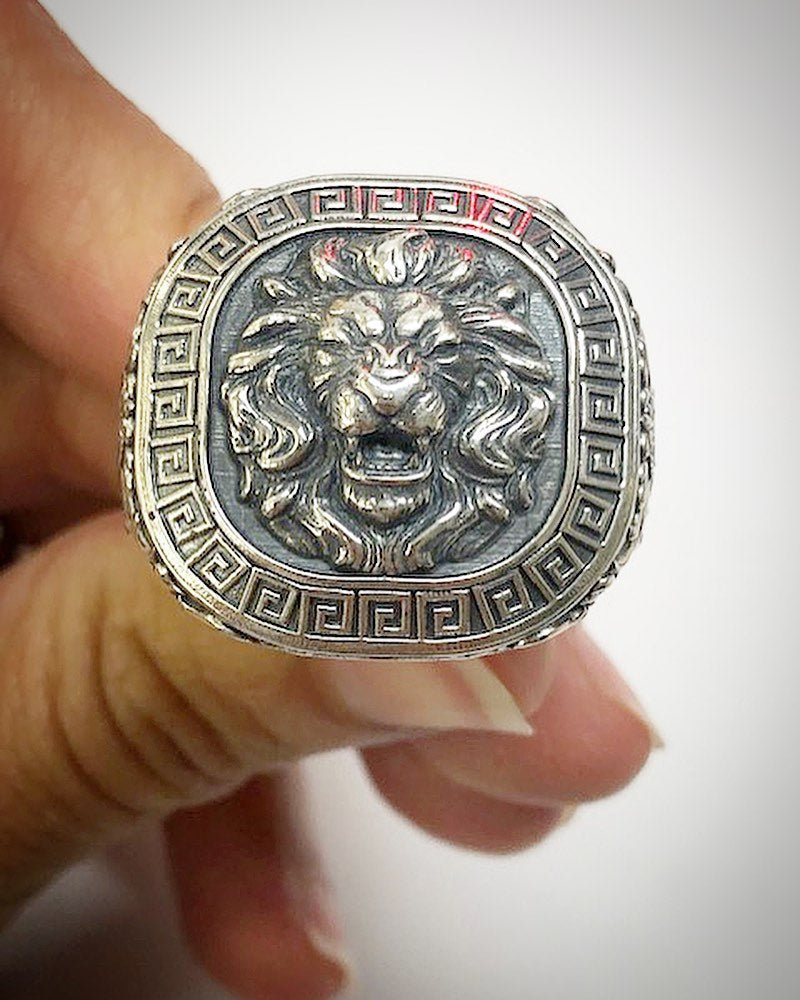 ♌️ SILVER LION PINKY RING...